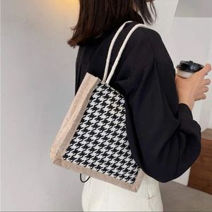 {MoDA International} Black & White Houndstooth Shoulder Bag